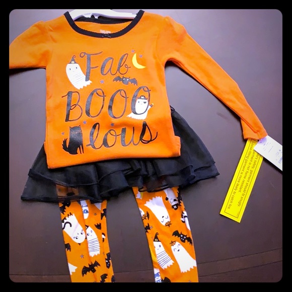 Pajama set - Picture 1 of 4